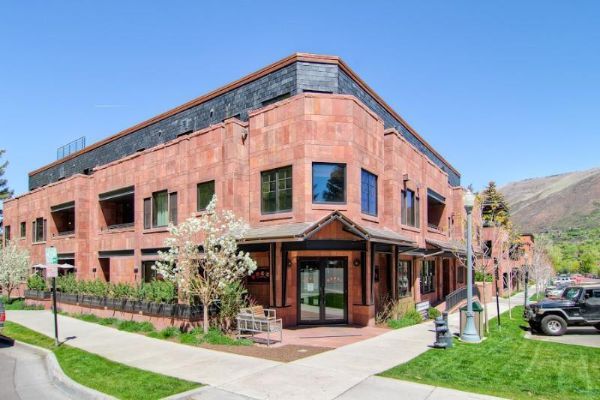 Frias Properties of Aspen